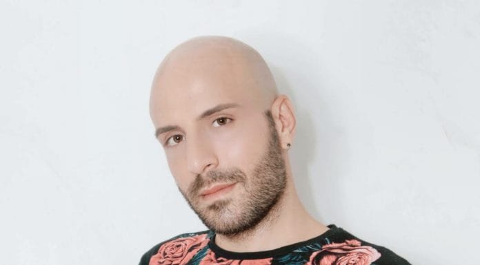 L’IRRIVERENTE SIMONE DI MATTEO ATTACCA GIACOMO URTIS