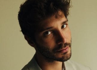 Lutto familiare per Stefano De Martino