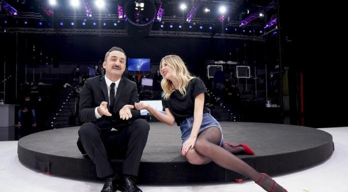 MARIA DE FILIPPI TAMPONA GIANNI SPERTI