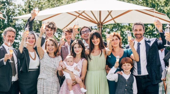 PROFILO PERSONAGGI DELLA SERIE “BUONGIORNO, MAMMA!” CON RAOUL BOVA E MARIA CHIARA GIANNETTA