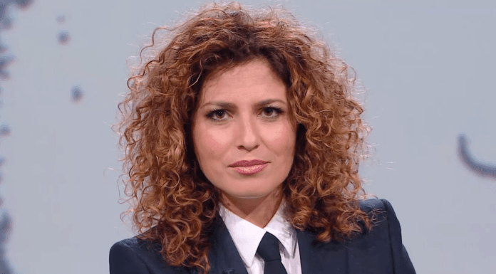 LE IENE PRESENTANO: INSIDE CHI C’È DIETRO GLI “SCOOP” DI CRONACA NERA IN TV?