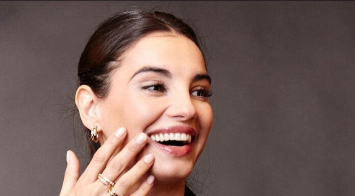 FRANCESCA CHILLEMI NASCONDE PANCINO SOSPETTO