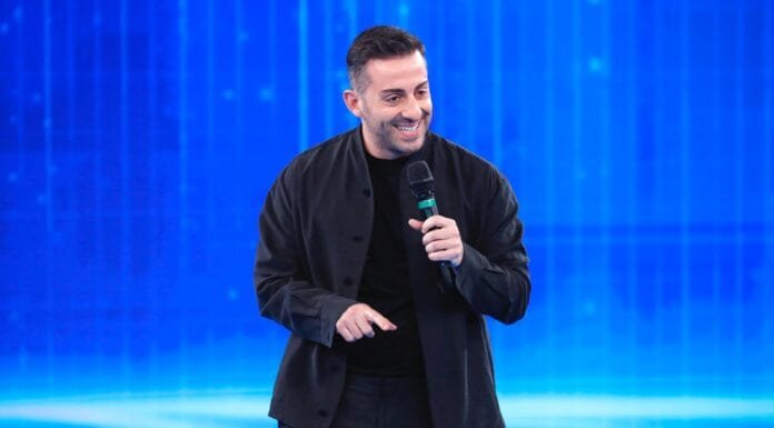 AMICI di Maria De Filippi: “FRANCESCO CICCHELLA SHOW” parodie irresistibili