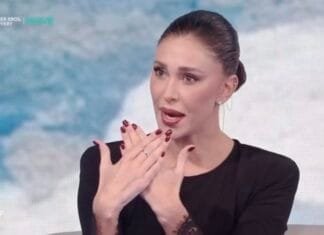 Belen Rodriguez: “La farfalla si è allargata con le gravidanze!”